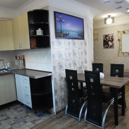 Студия В Центре Скала Khmel'nyts'kyy Exterior photo